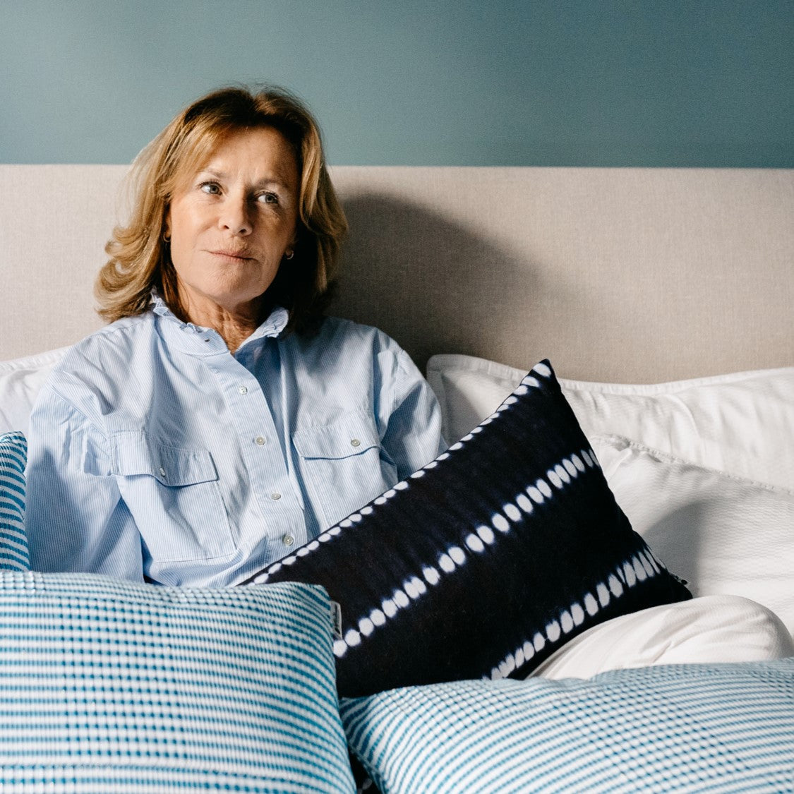 Coussin artisanal Indigo, teint à l'encre végétale
