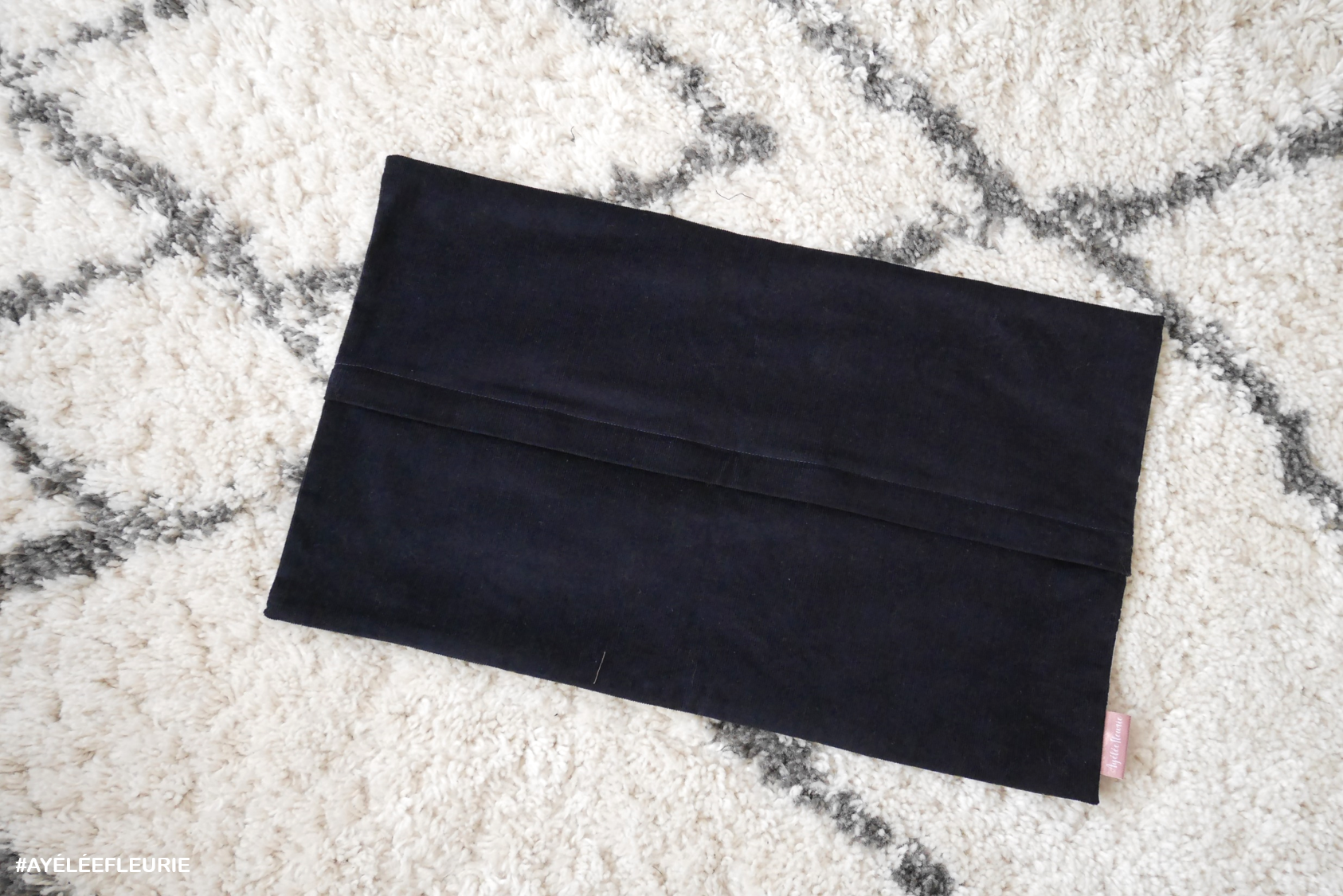 Mama Infinity Velvet, Coussin déco