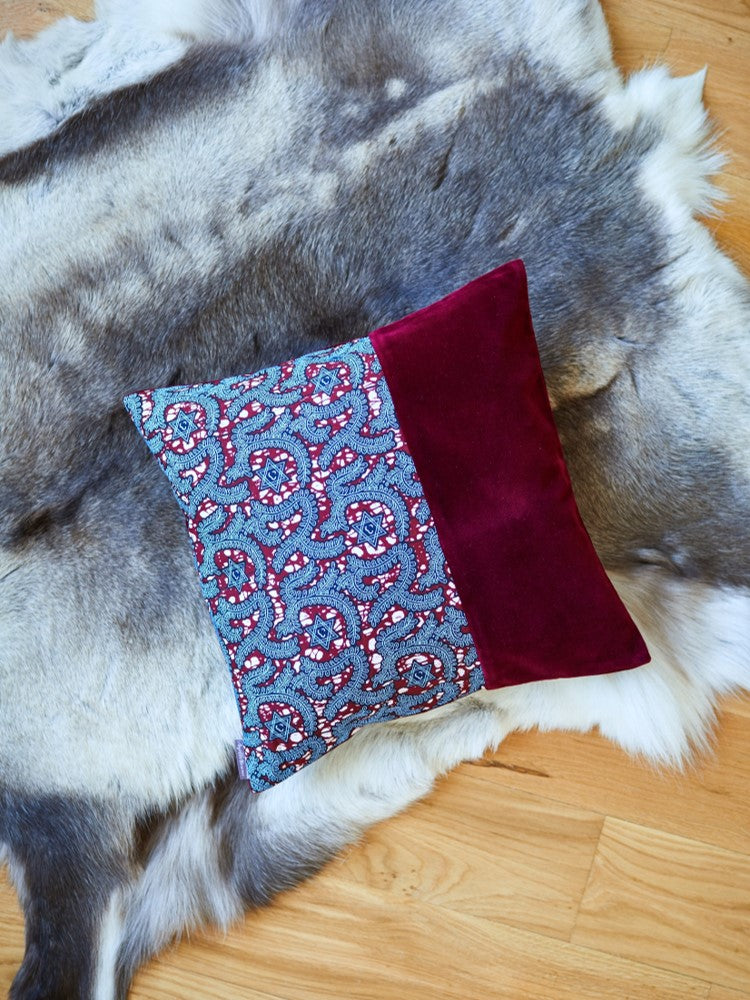 Yletivi Velvet, Coussin déco
